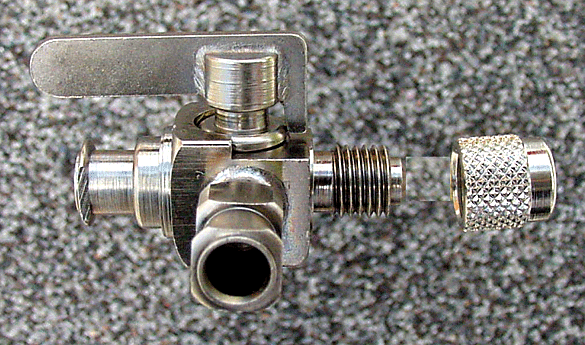 ST2311-ST2315 Female Luer 3-Way Stopcock to Flare Tube, supplied with specified cap (see table below for individual item sizes)